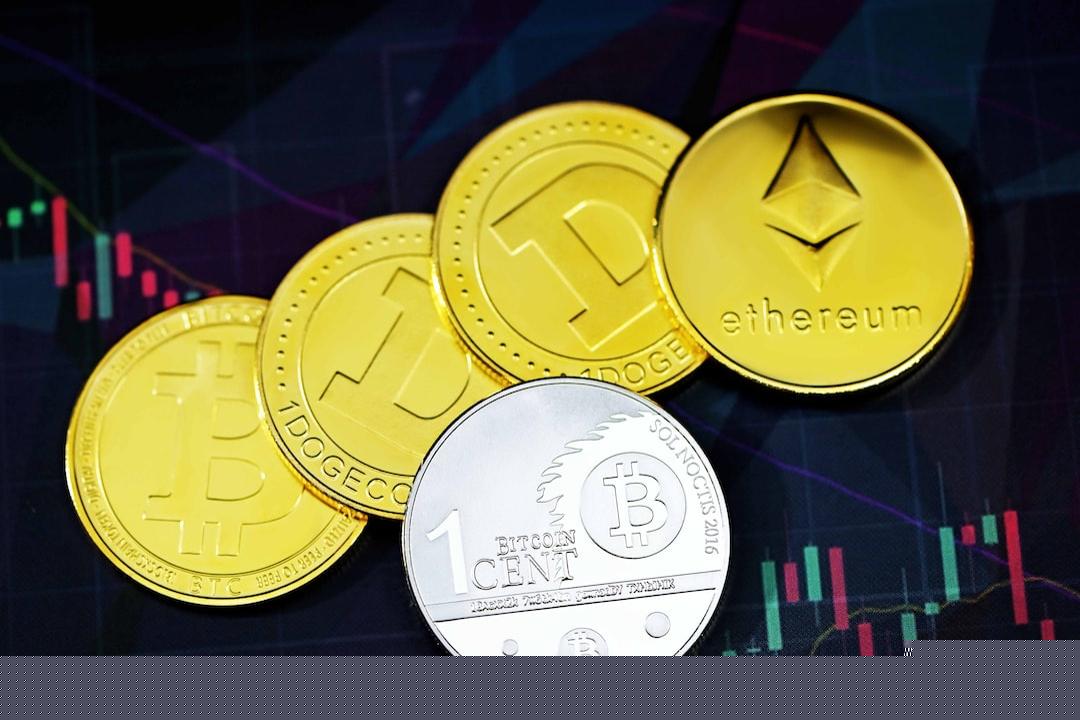 Maximizing Cryptocurrency Profits: Achieving a 3,400% ROI with FloppyPepe, Capitalizing on XRP's ETF Launch, and Solana's Surge Towards $3,000